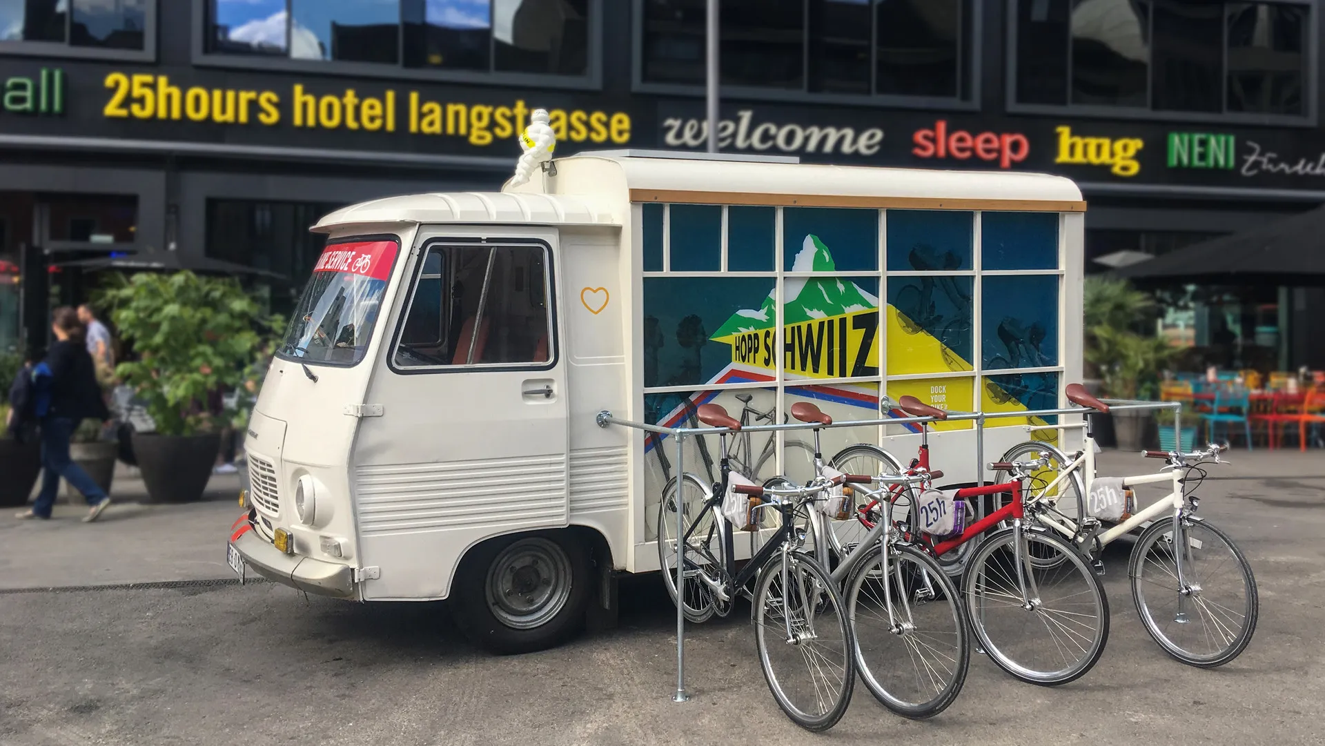 25 hours hotels