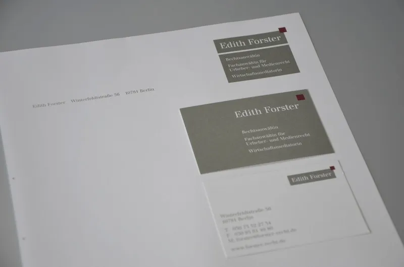 Briefpapier und Karten mit Logo von Edith Forster Rechtsanwältin