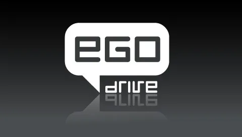 Startbildschirm EGO drive mit Logo auf dunklem Grund